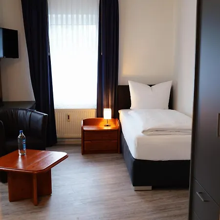 شقة فندقية Appart-Haus Business Apartments 4*